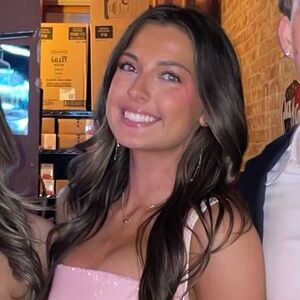 Meet your Posher, Madelynn